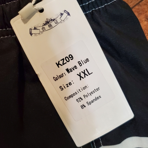 NWT Men's XXL Swim Trunks - Picture 5 of 5